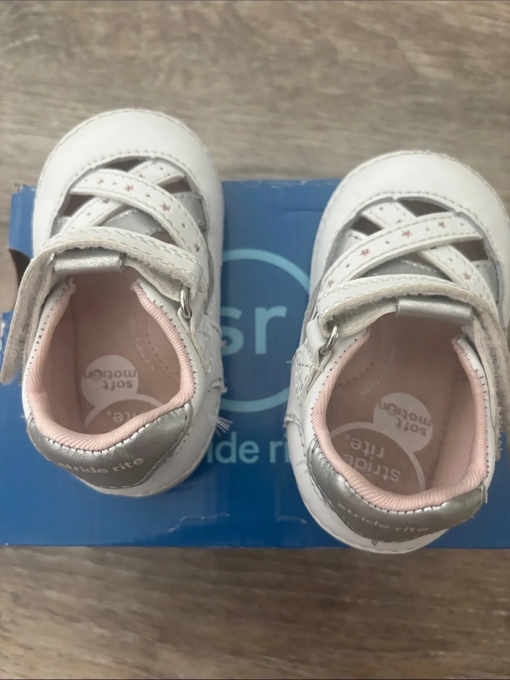 Stride Rite SM Kiki 2.0 Toddler Size 4M